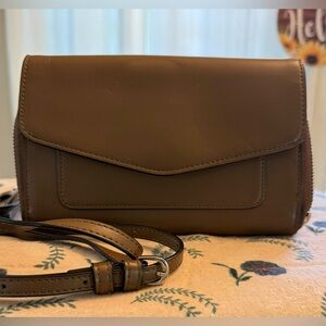 Vera Bradley Brown Zipper Organizer Wallet with Strap